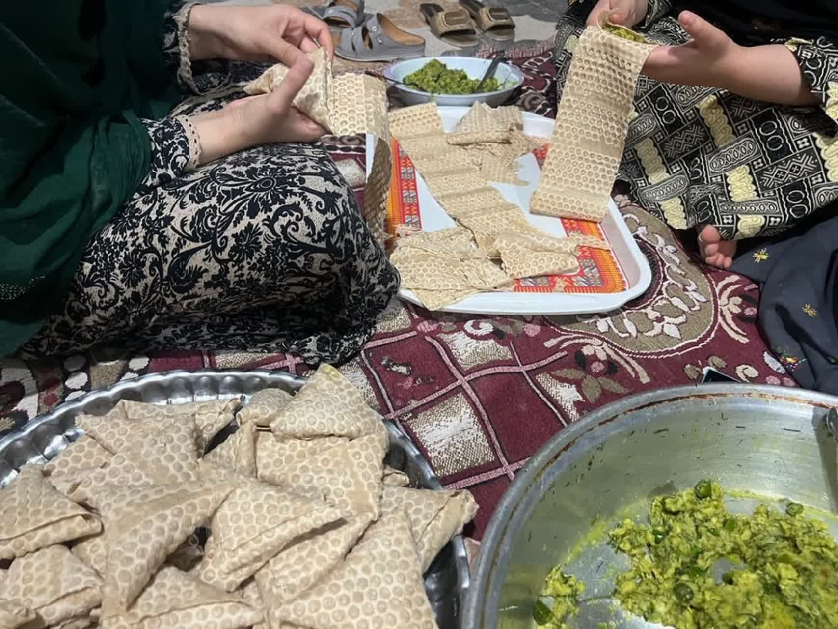 طبخ غذا برای رزمندگان