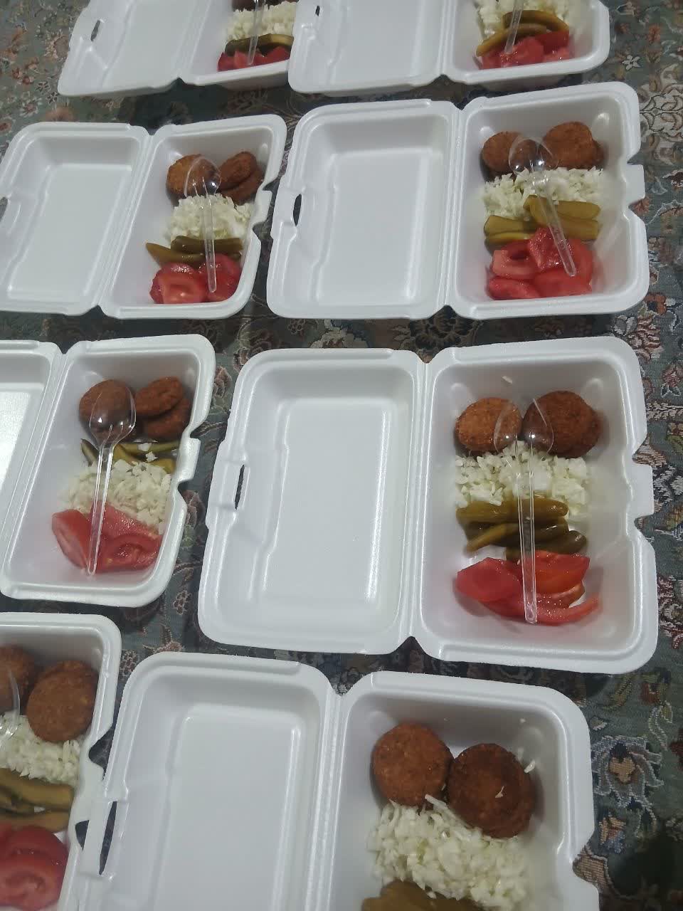 طبخ غذا برای رزمندگان