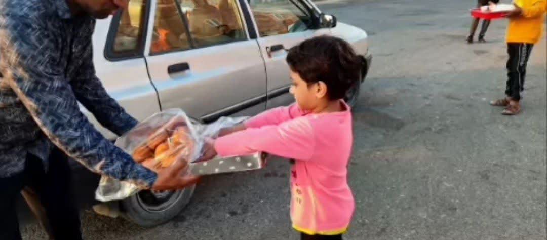 ایستگاه صلواتی و پذیرایی در شهر محمدآباد زاهدان